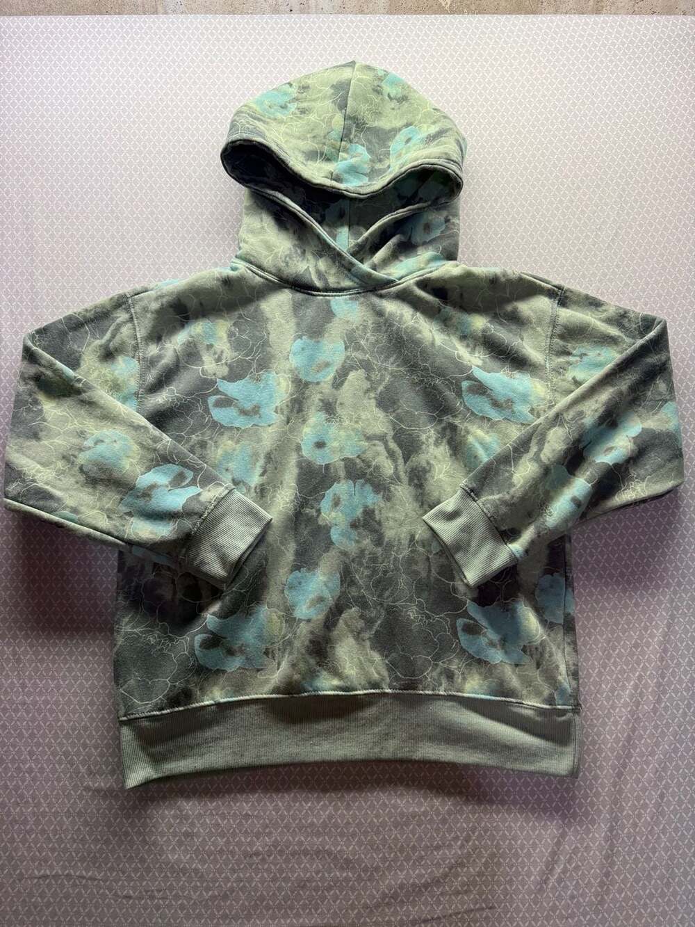 Just Be Green Cloud Floral Fleece Hoodie Size Large